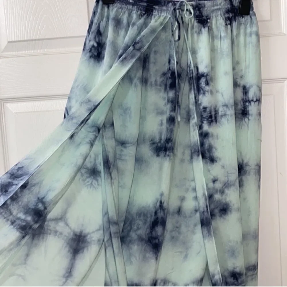 Forever 21 Tye Dye Maxi Skirt(Size Medium)